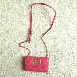 Juicy couture credit card and cell phone purse
